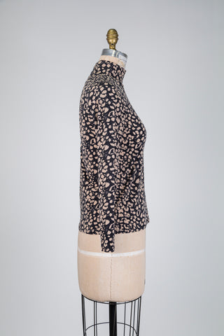 Ultra-stretchy animal print top (M to XL)