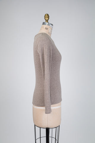 Chandail beige chiné en maille côtelée (S à XL)