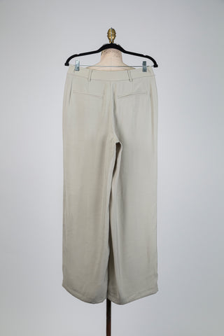 Pantalon à plis vert sauge (6)