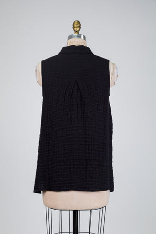 Black sleeveless crinkled cotton blouse (S)