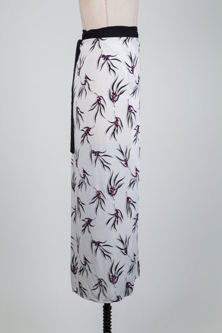 Jupe paréo blanche à feuillage et baies fuchsia (S)
