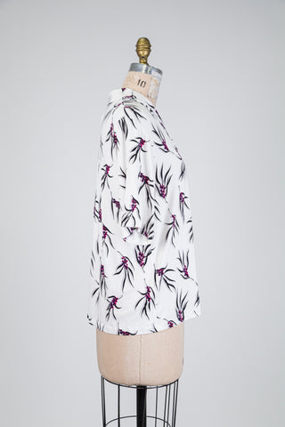 Blouse blanche à feuillage et baies fuchsia (S)
