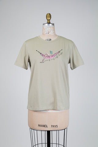 T-shirt vert sauge imprimé hamac rose bijouté (6)