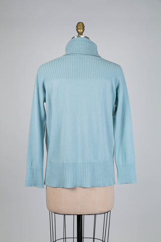 Luxurious turtleneck in soft mint (6)