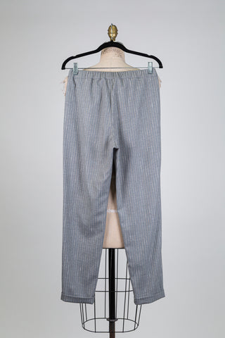 Pantalon gris à rayures beige et blanc (6)