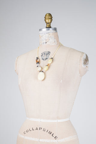 Collier crème marbré (TU)