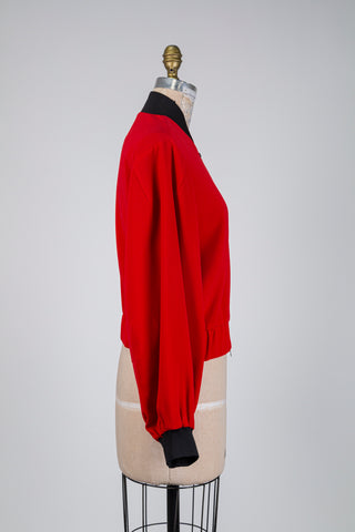 Bomber rouge vif à finitions noires (8)