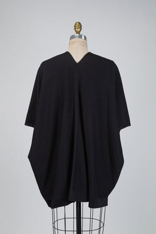 Loose-fitting black cardigan with a subtle shimmer (6)