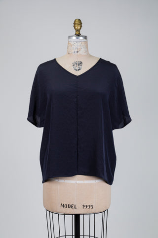 Intense navy two-material top (14)