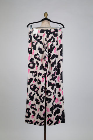 Pink and black animal print trousers (4+6)