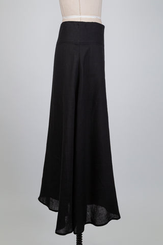 Black linen A-line skirt (L+XL)