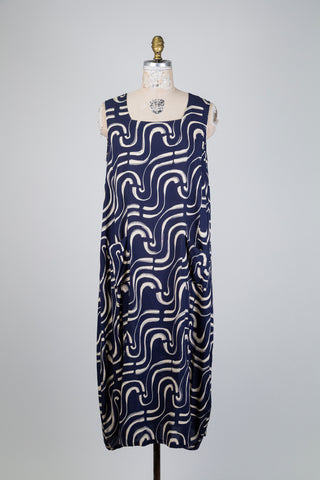 Navy dress with abstract print (10+)