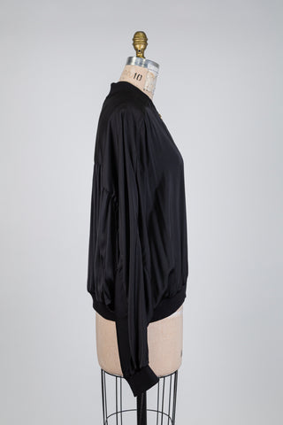 Bomber noir satiné à manches chauve-souris (XL)