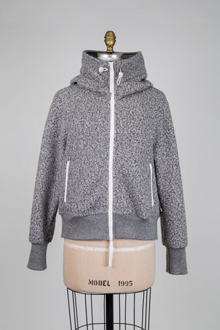 Veste hoodie grise bouclette à col montant (6)