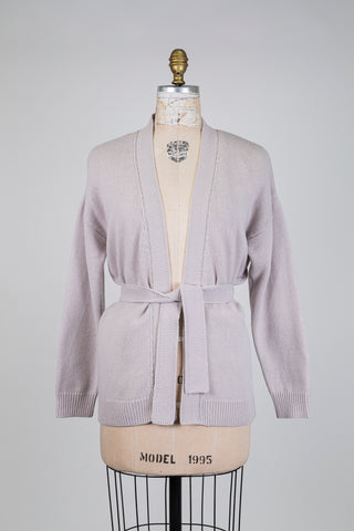 Cardigan lilas pâle col de bijoux (6)