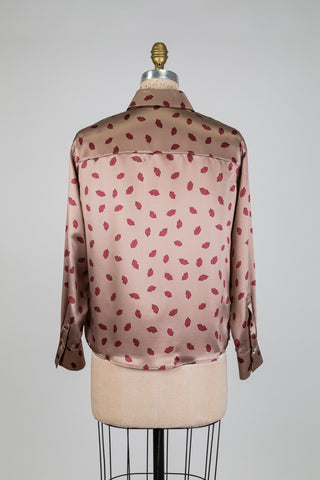 Silk blouse with kisses (4-8-10-12)