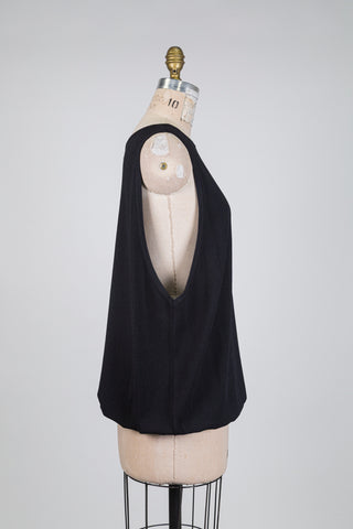 Black balloon tank top (one size)