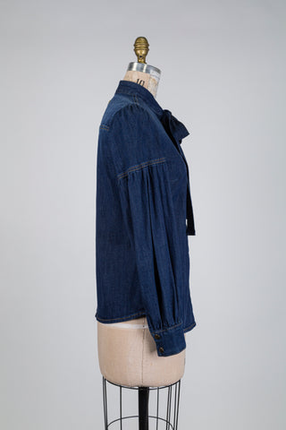 Denim blouse with a lavallière collar (sizes 4 to 12)