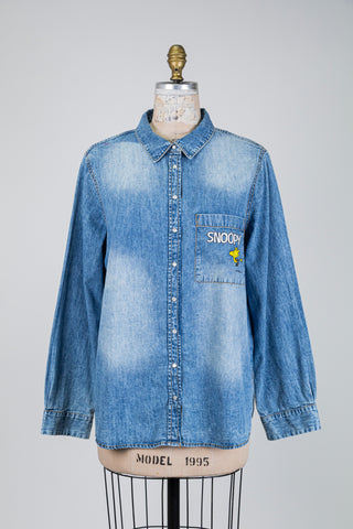 Snoopy print denim blouse on the back (14)