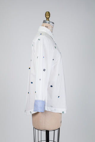 Embroidered white blouse with striped lapels (6)
