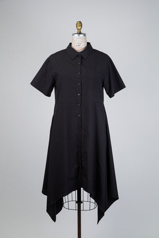Robe chemisier noire à coupe foulard (S+)