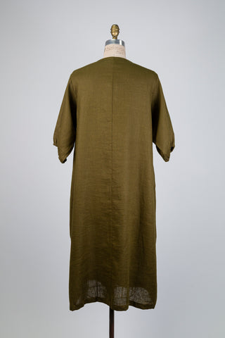 Robe en lin vert mousse à fronces (S+)