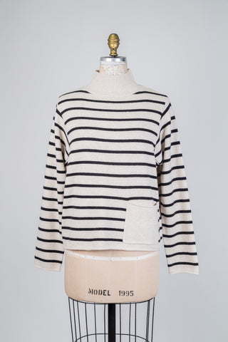 Beige sweater with black stripes (4+10)