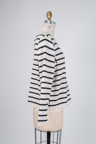 Beige sweater with black stripes (4+10)