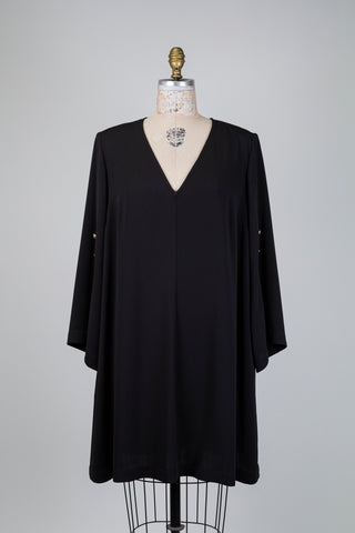 Black dress with split cape sleeves (14/16)