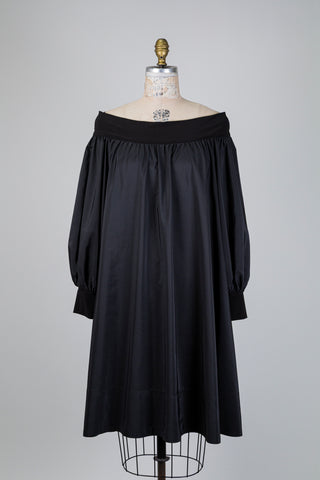 Robe noire ample à encolure Bardot I(14/18)
