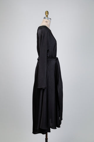 Textured black belted waist dress (14/16)