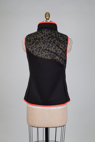 Black and green leopard print jacket with orange trim (6+8)