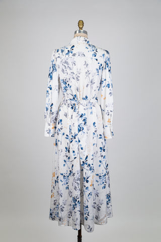 Floral White Shirtdress with Subtle Sheen (6)
