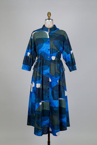 Robe chemisier à formes géo bleues (S)