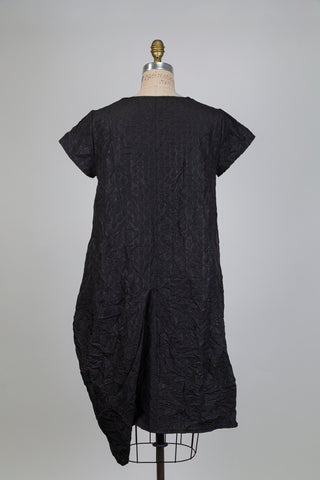 Black dress with ruched front and wavy pattern (S)