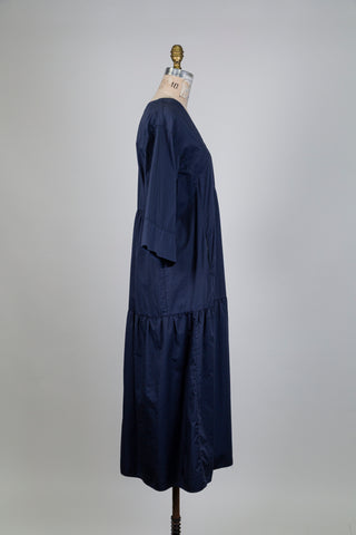 Robe marine col V à volant (8)