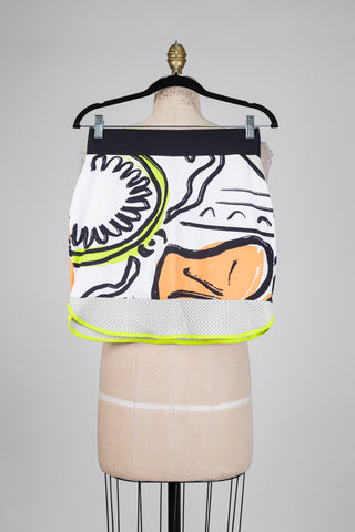 White skirt with abstract print and built-in shorts (4)