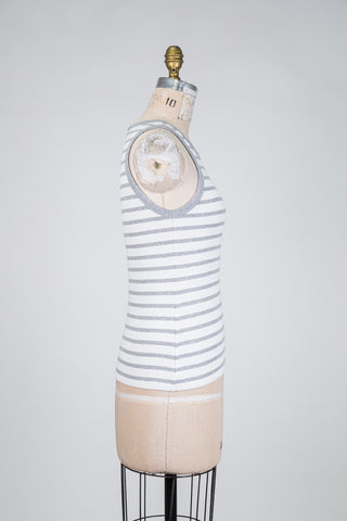 Sparkling white and grey striped tank top (8+10)