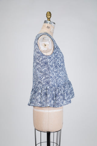 Haut bleu en coton bio à motif feuillage (S)