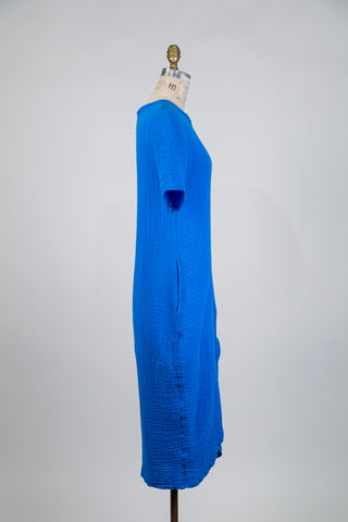 Robe en coton gaufré bleu cobalt (S+)