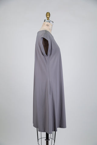 Robe sport chic gris lumière (XL)