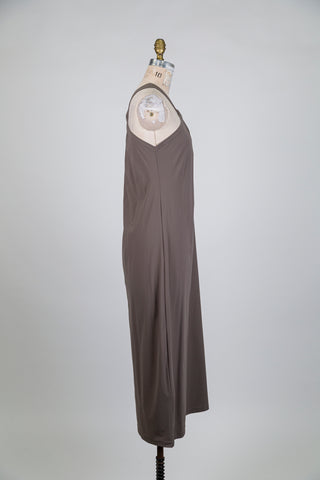 Robe grège à bretelle unique (XS à M)