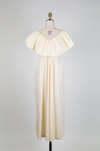 Robe ivoire col à large volant (S)