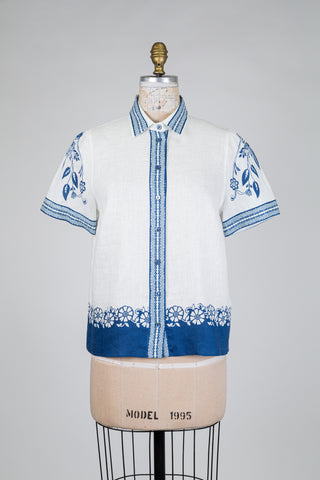 White porcelain blouse with blue patterns (6)