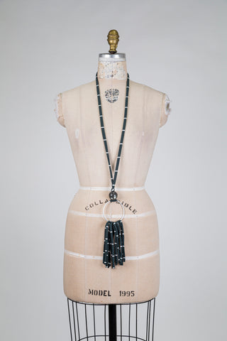 Collier boréal à anneau et bille verte (TU)