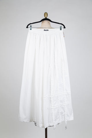 White ruffled ribbon trousers (S)