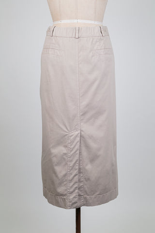 Sand beige midi skirt with a clean cut (6)