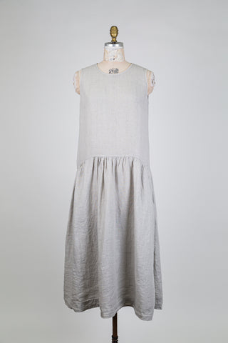 Grey dropped waist gathered dress (S+)
