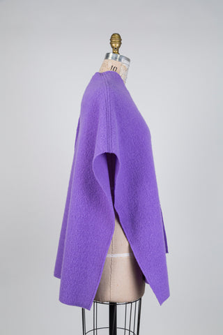 Poncho en laine violette à foulard intégré (S+)