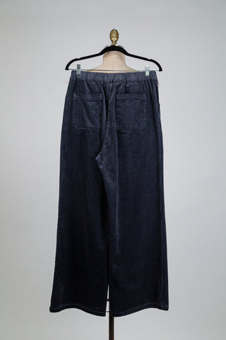 Pantalon en corduroy gris à jambe large (M)